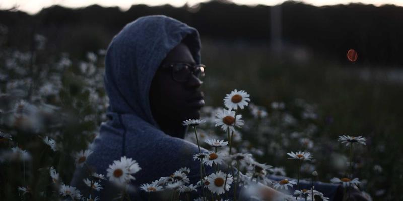 从创意到成片:揭秘时尚摄影中摄影师、造型师、化妆师的高效协作法则 | 318影像