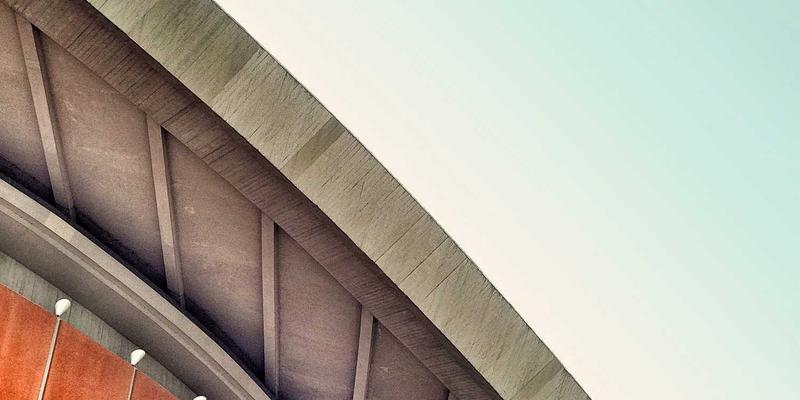 从静物到艺术：解锁日常物品的摄影魔法，提升婚礼与商业摄影的创意维度