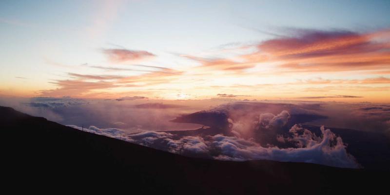 揭秘专业摄影的幕后魔法：从RAW到艺术成片，318影像的后期修图全链路解析